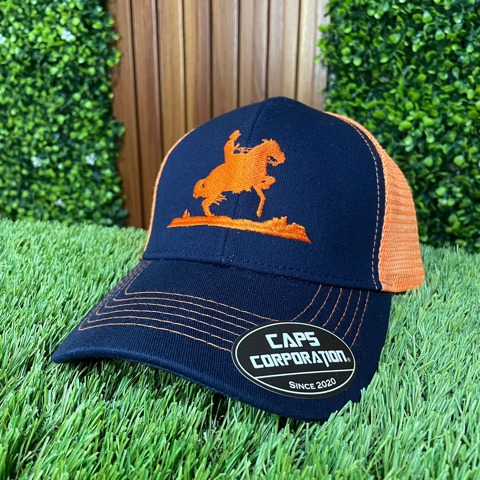 GORRA VALUCAP NAVY/ORANGE - HORSE/CAWBOY